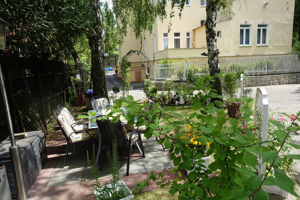 Hotel Villa Konstanz เบอร์ลิน ภายนอก รูปภาพ
