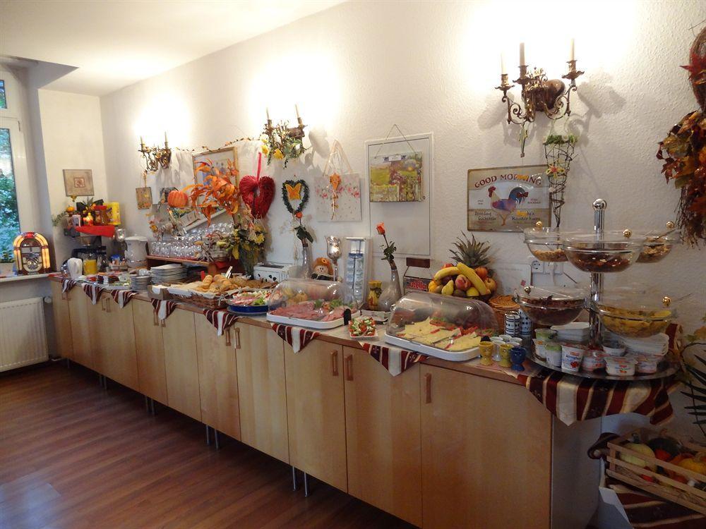 Hotel Villa Konstanz เบอร์ลิน ภายนอก รูปภาพ