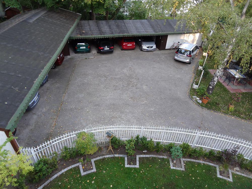 Hotel Villa Konstanz เบอร์ลิน ภายนอก รูปภาพ