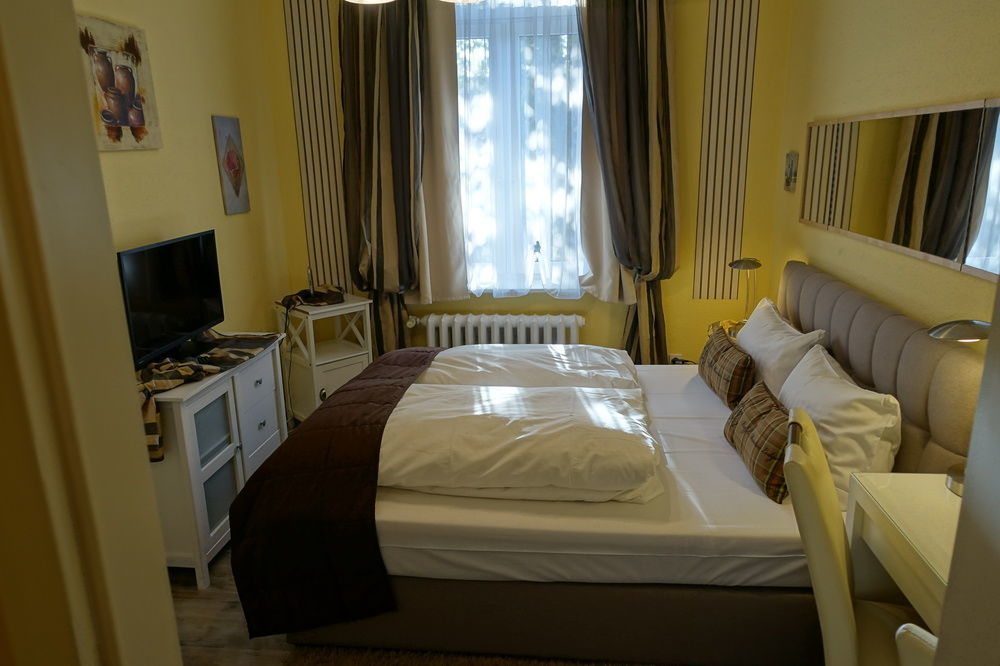 Hotel Villa Konstanz เบอร์ลิน ภายนอก รูปภาพ